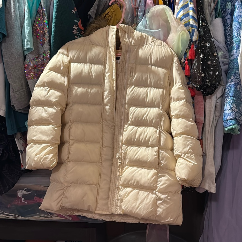EUC Uniqlo puffer with detachable fur hood
